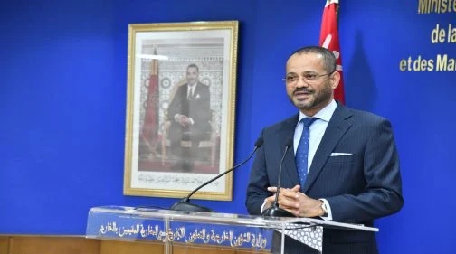 Photo of وزير الخارجية العماني يؤكد تطابق رؤى بلاده مع المغرب في العديد من القضايا العربية والدولية